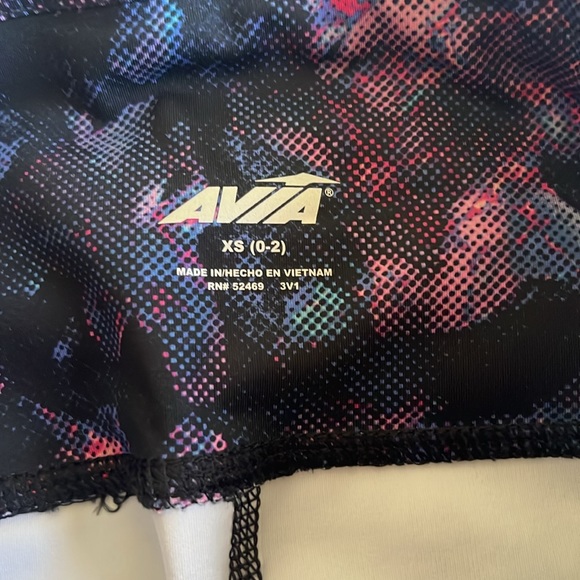 Avia Women's Active Performance
Legging Capri Pants Size XS (0-2) Multi Color - Picture 12 of 12